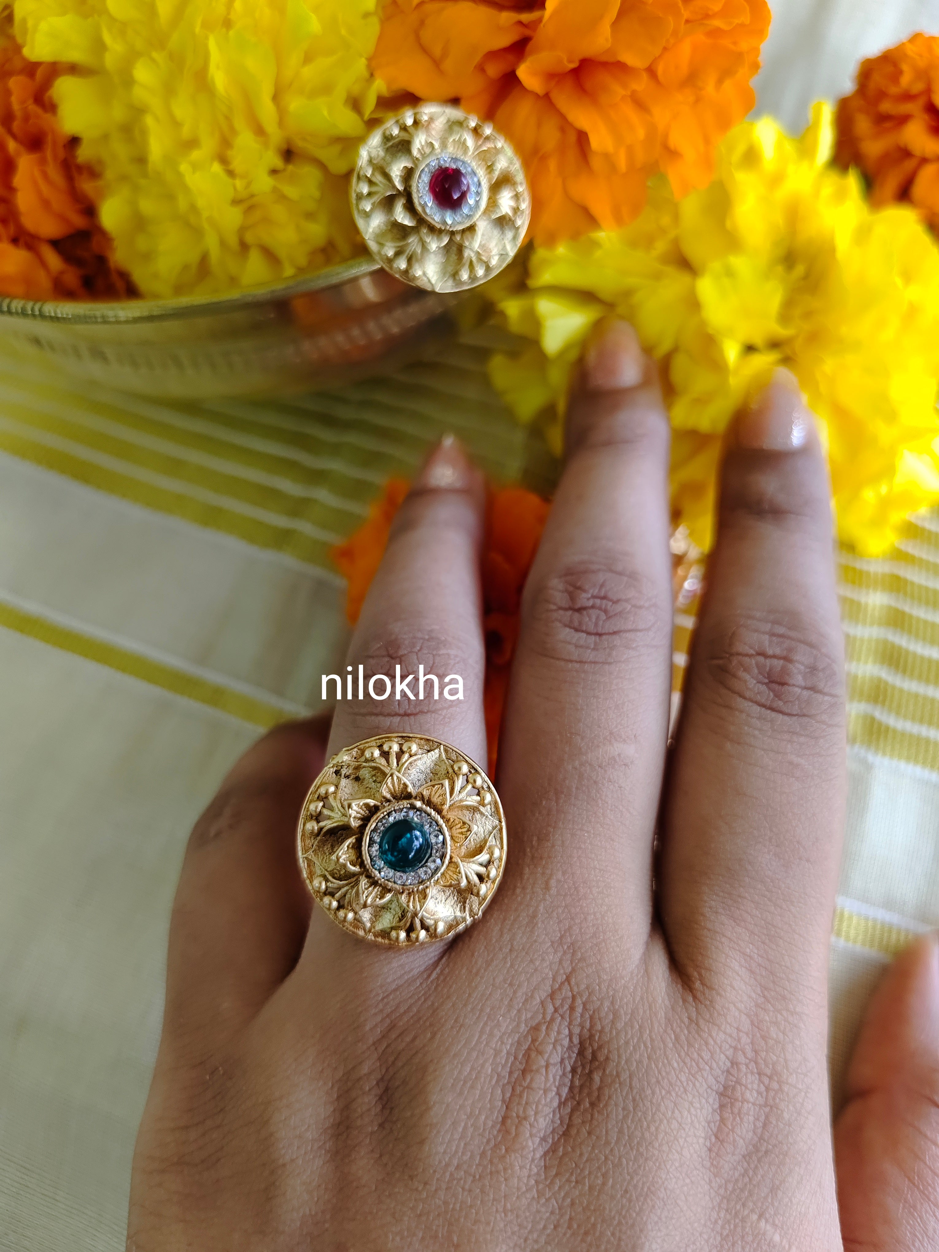 Floral finger ring | NAR11