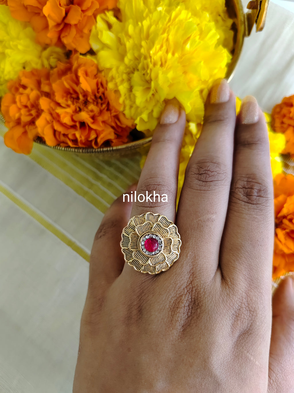 Floral finger ring | NAR05
