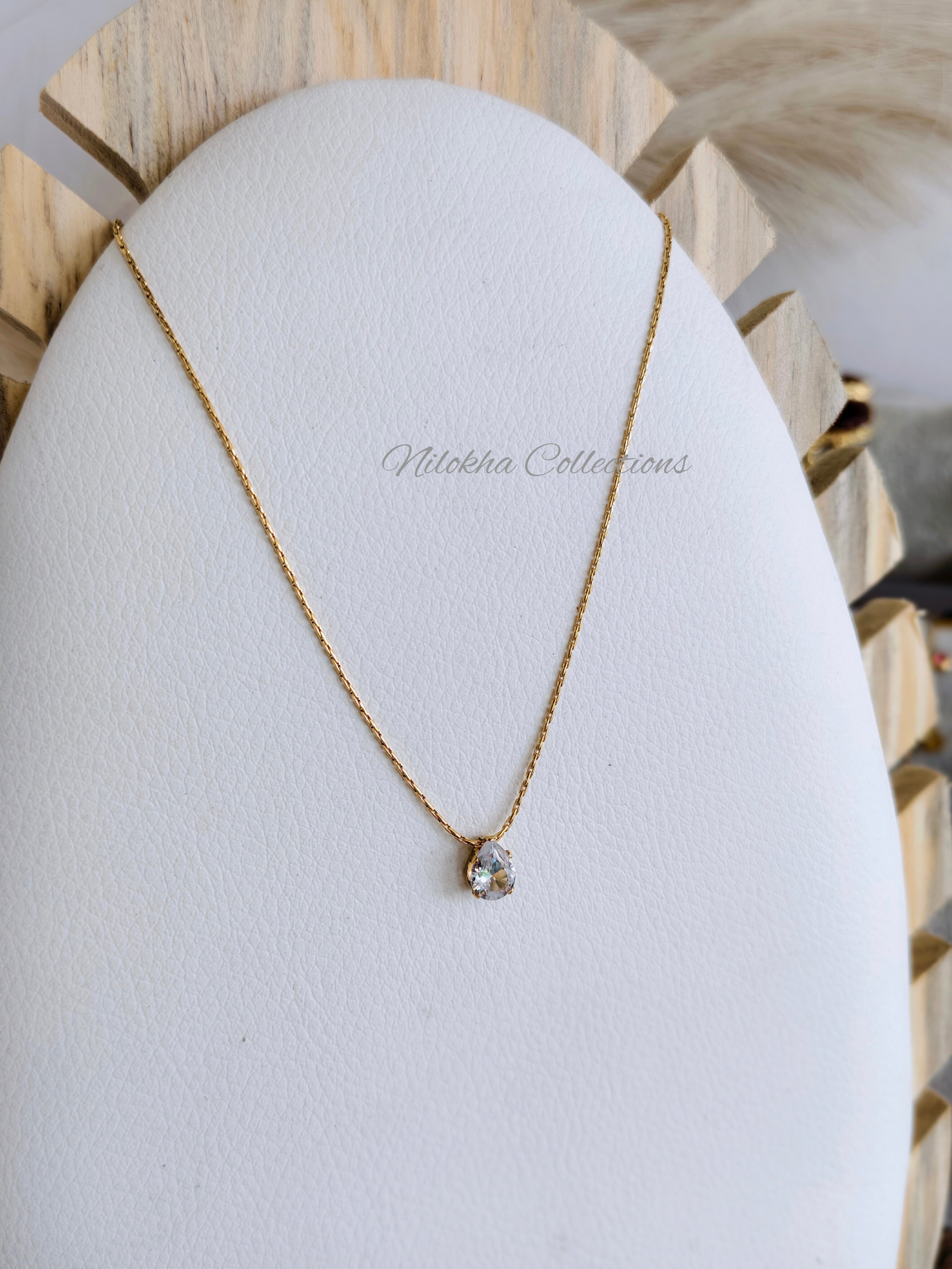 Teardrop stone pendant neckpiece | NTN26