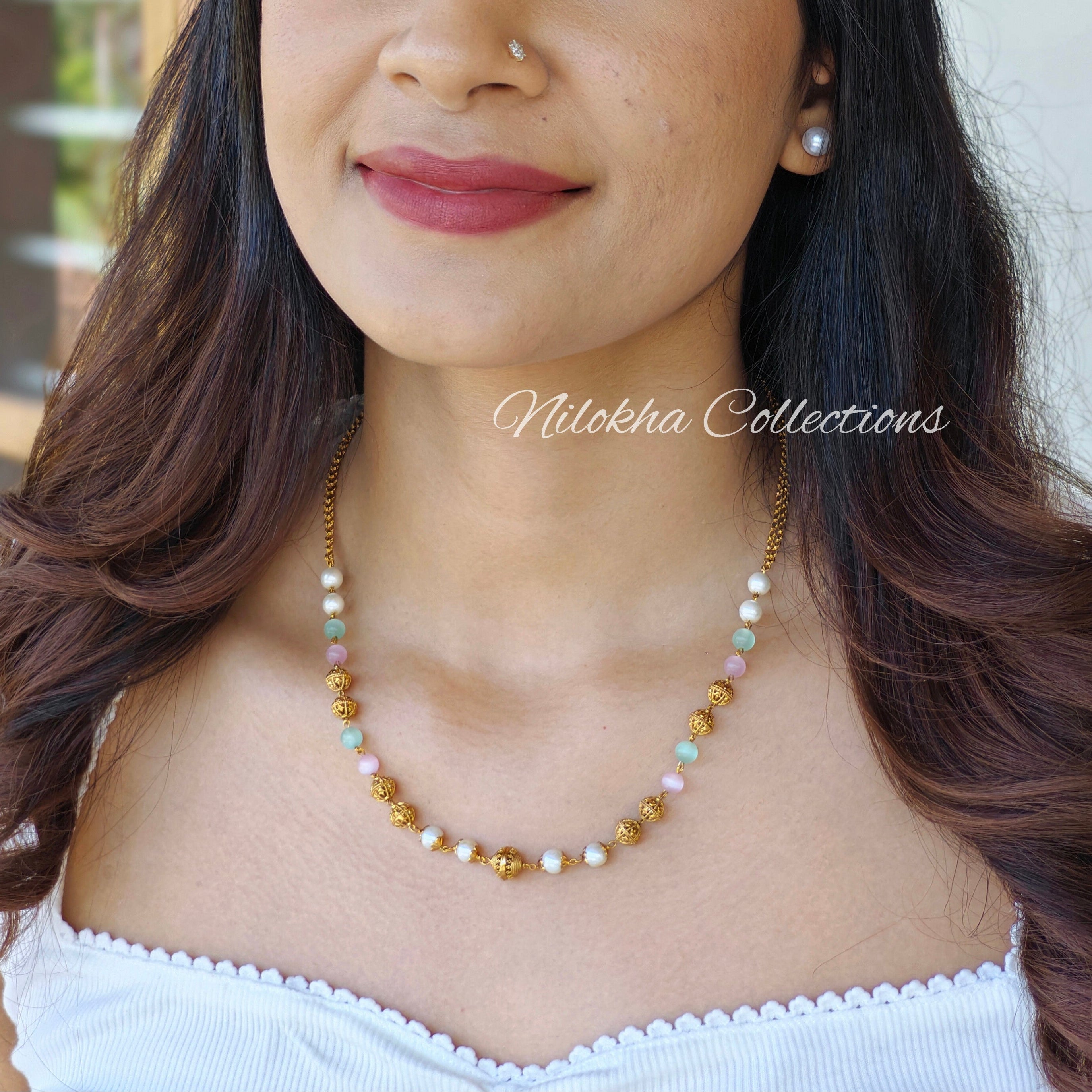 1 layer pearl chain with golden beads | NAN253