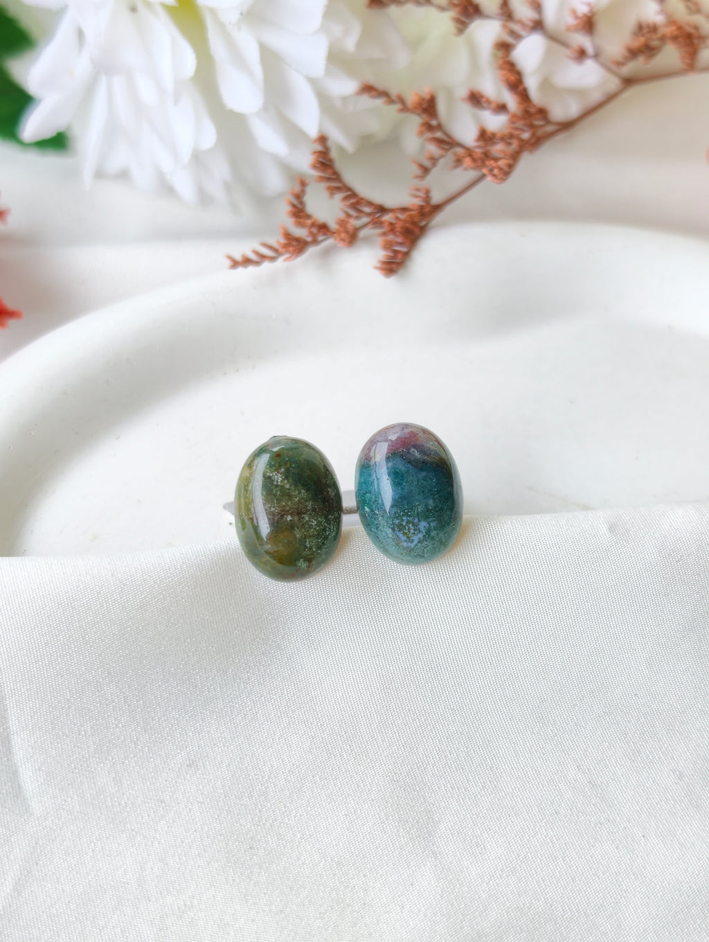 Oval multicolor studs | NTE55