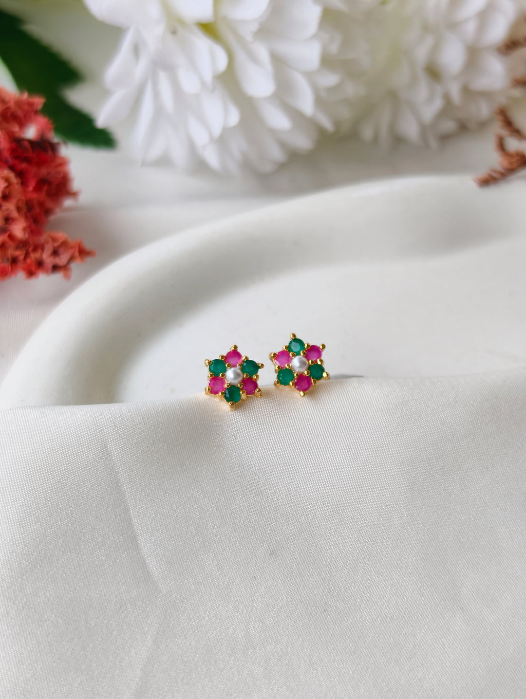 Floral pearl studs with stone | NTE34