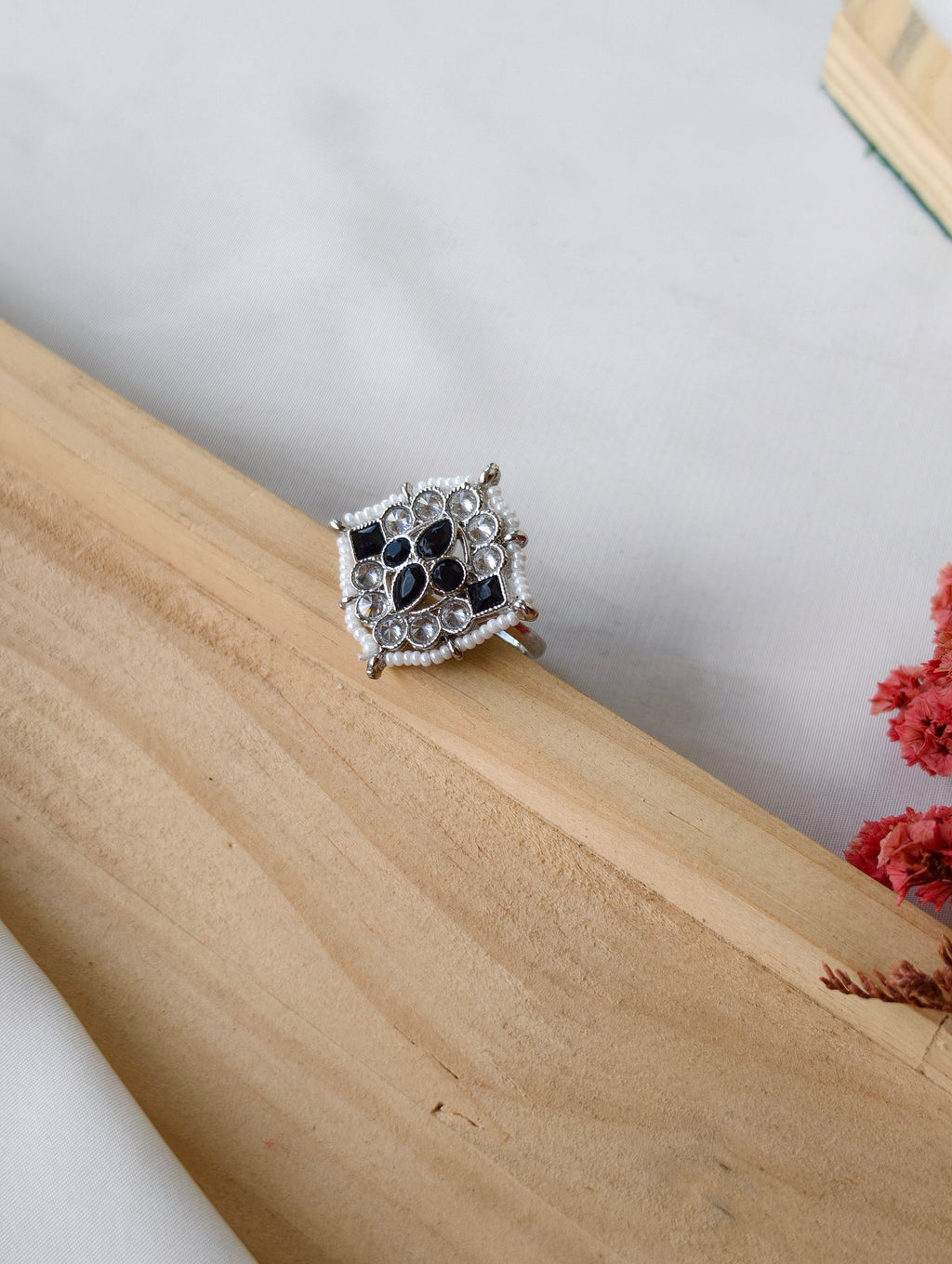AD finger rings with pearls | NSR05