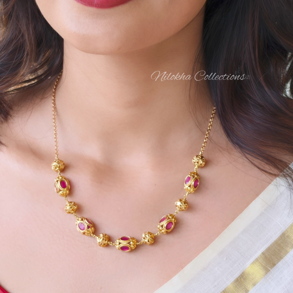 Golden bead chain with stones | NAN342