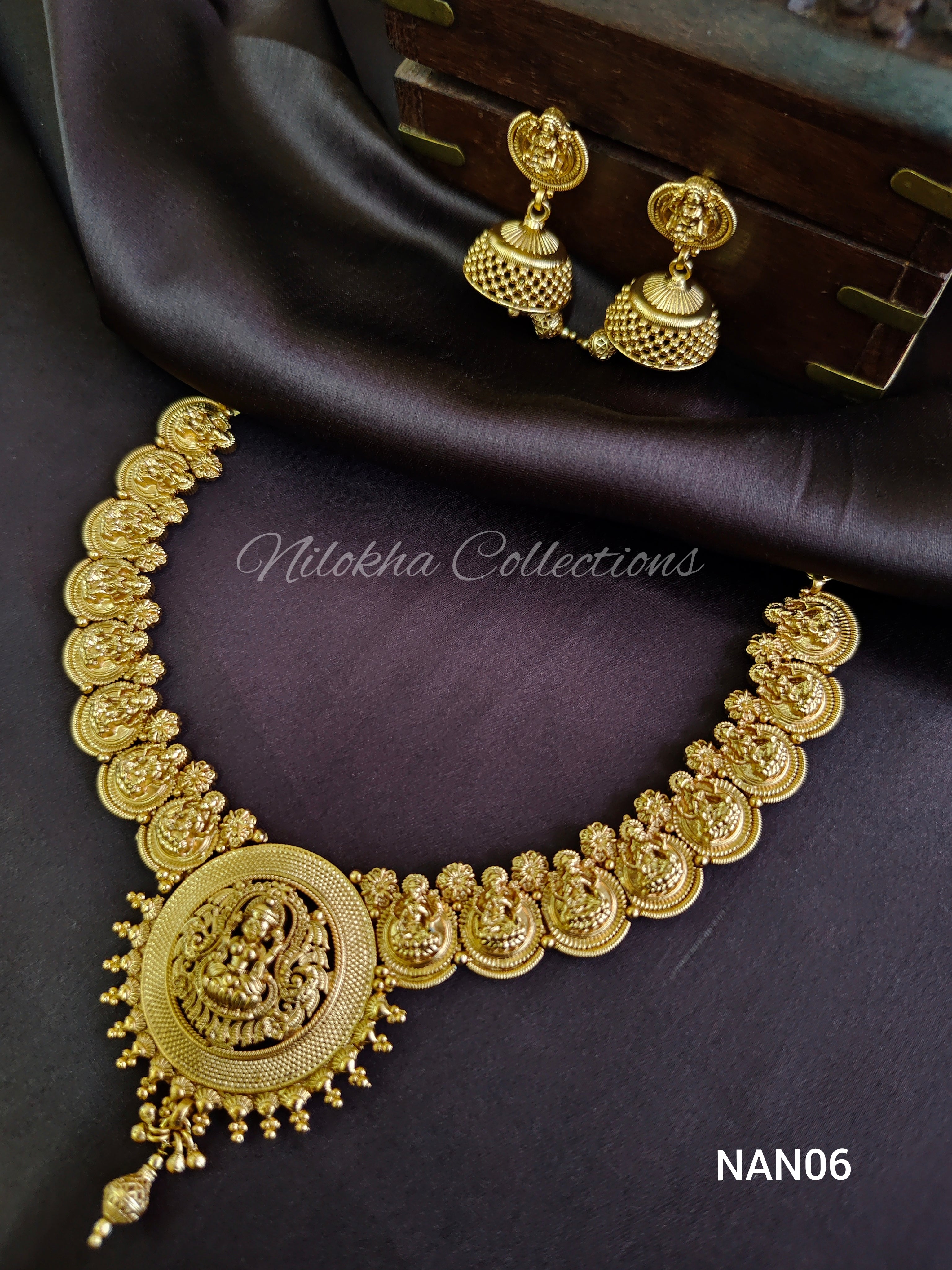 Premium finish lakshmi necklace | NAN06