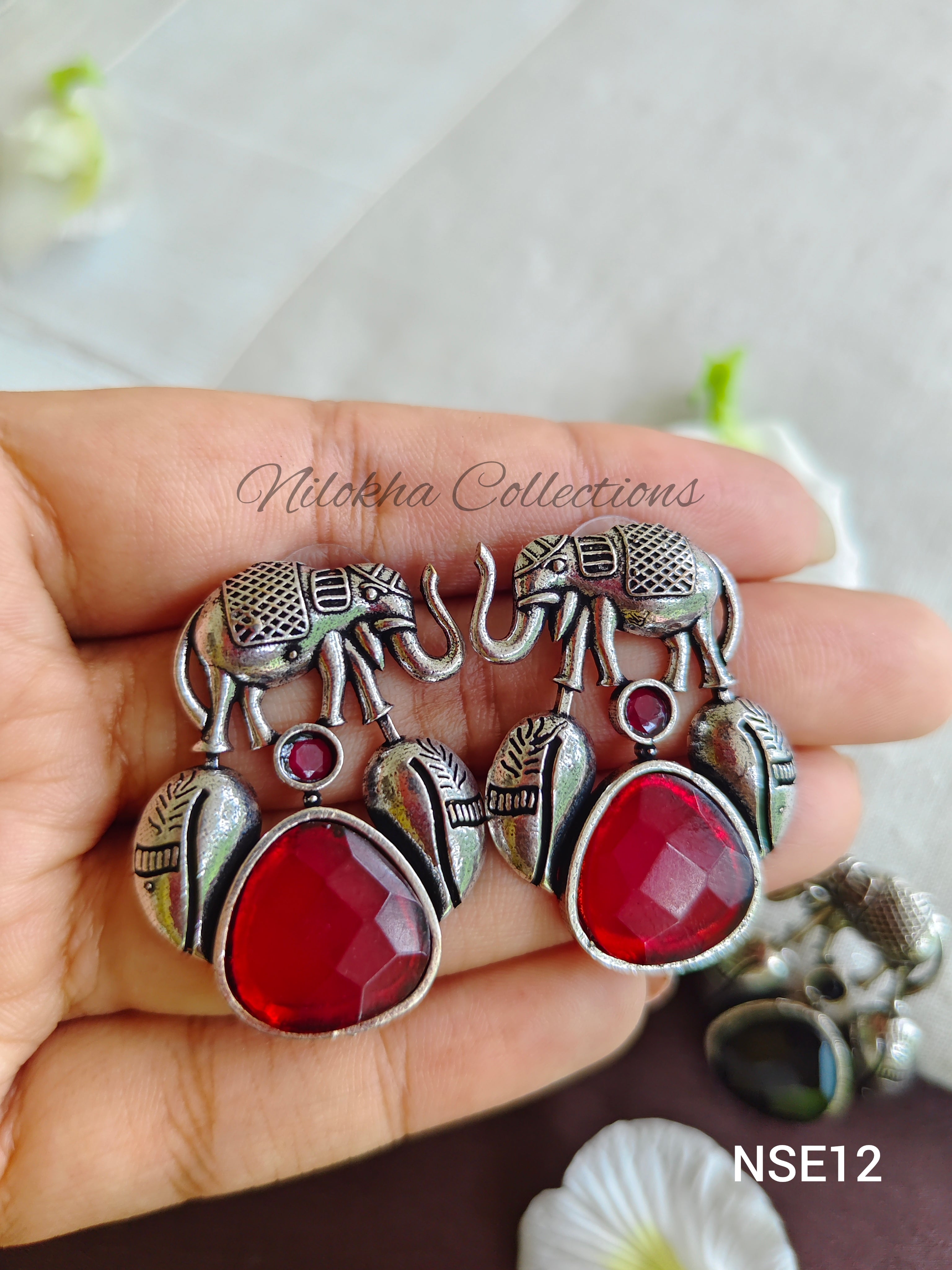 Elephant studs with stones | NSE12