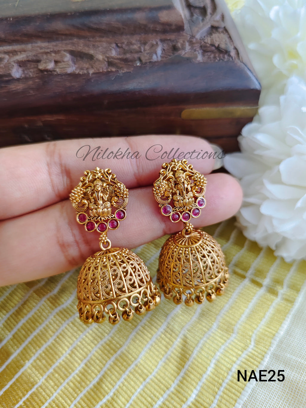 Line pattern jhumkas | NAE25