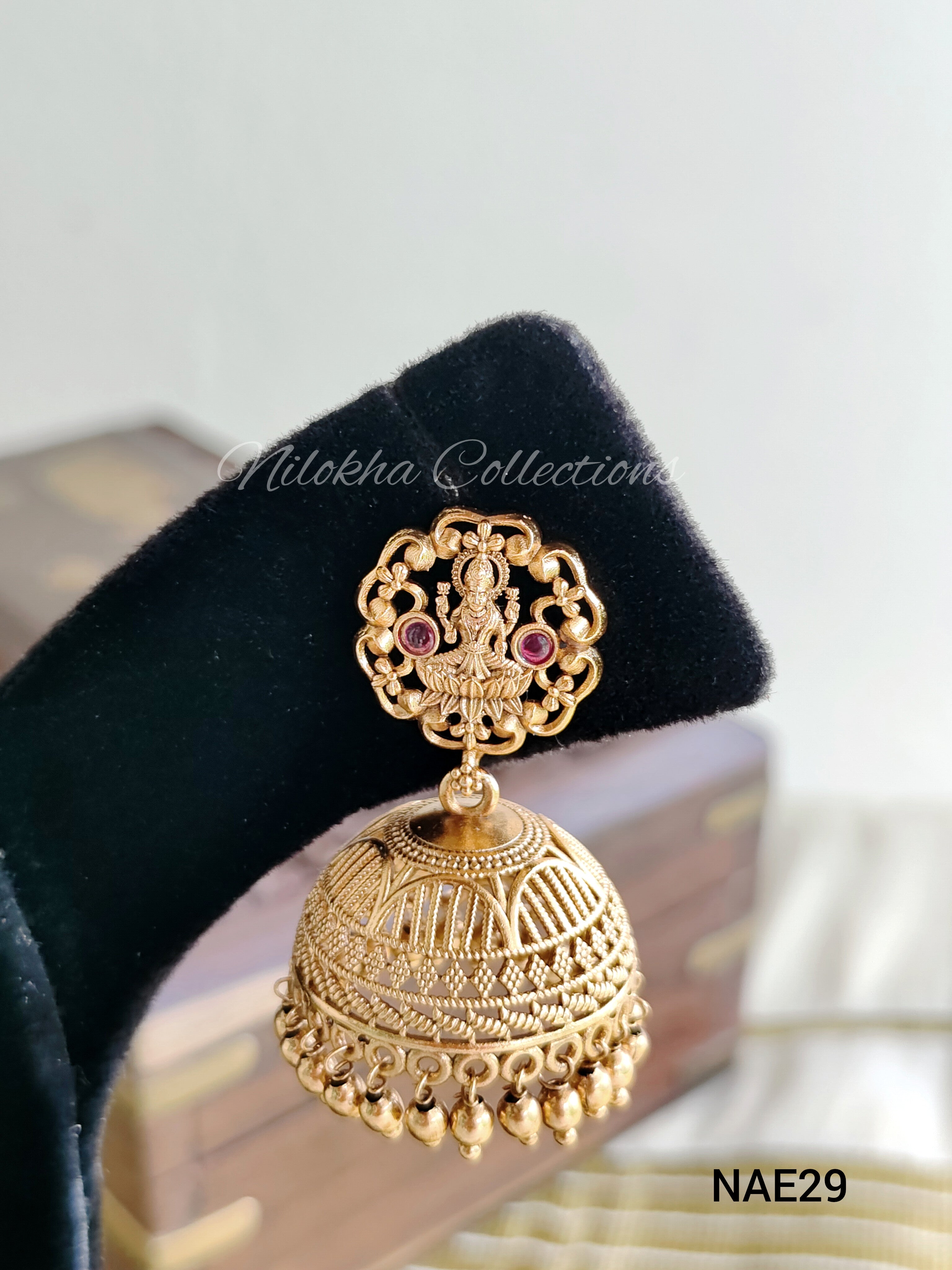 Round patterned jhumkas | NAE29
