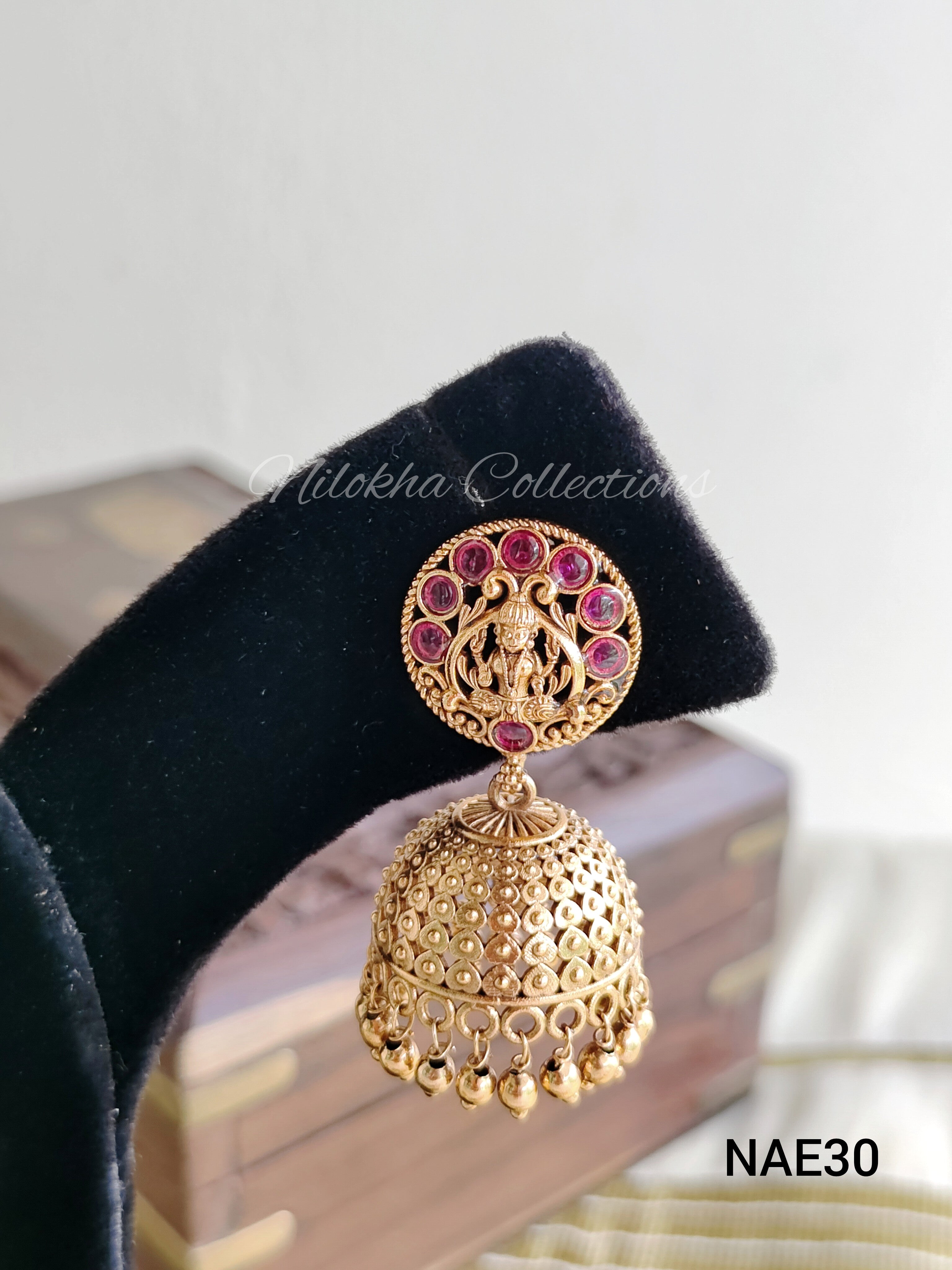 Round patterned jhumkas | NAE30