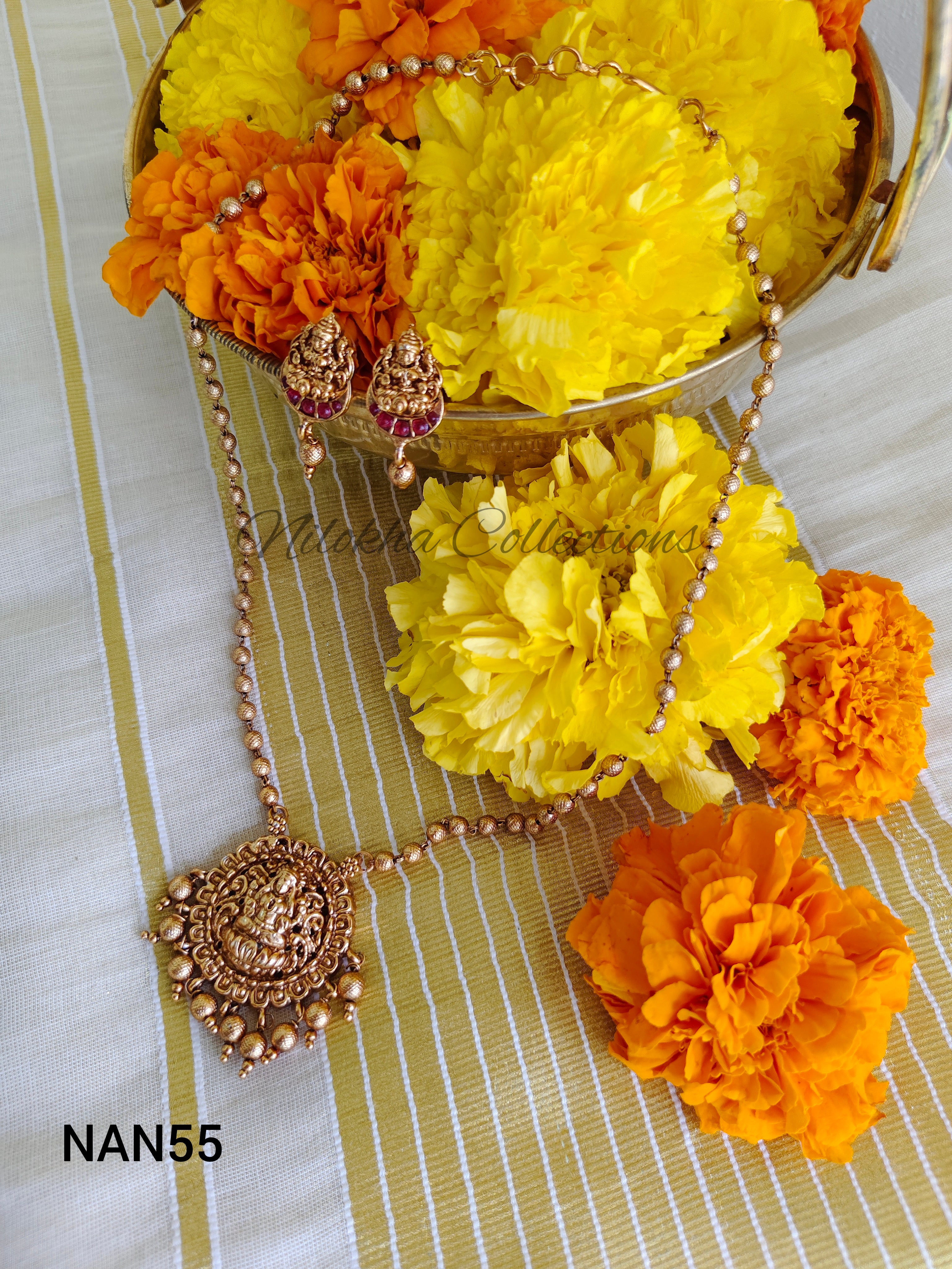 Golden short haaram with idol pendant | NAN55