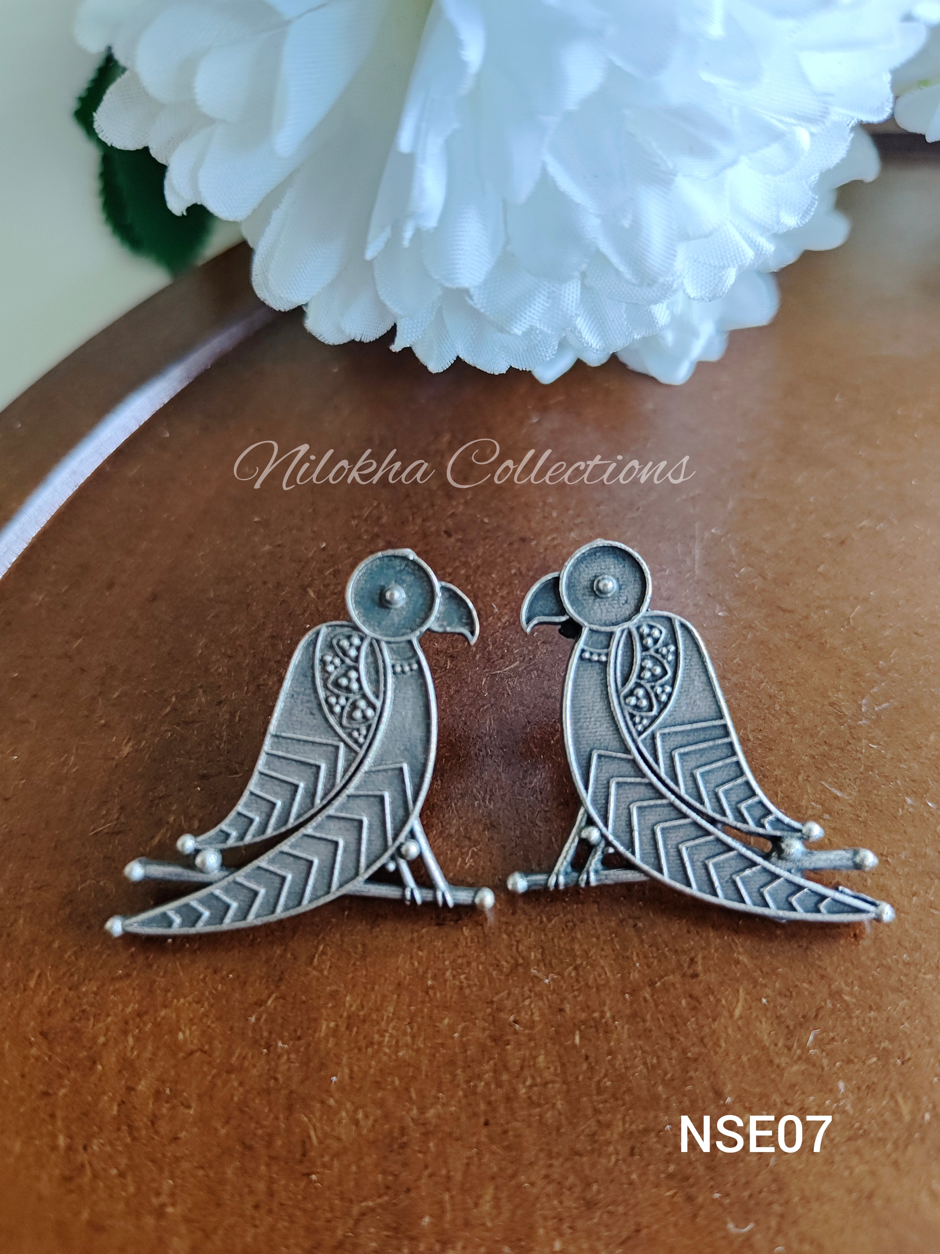 Bird stud earrings | NSE07