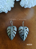 Leaf hook earrings | NSE05