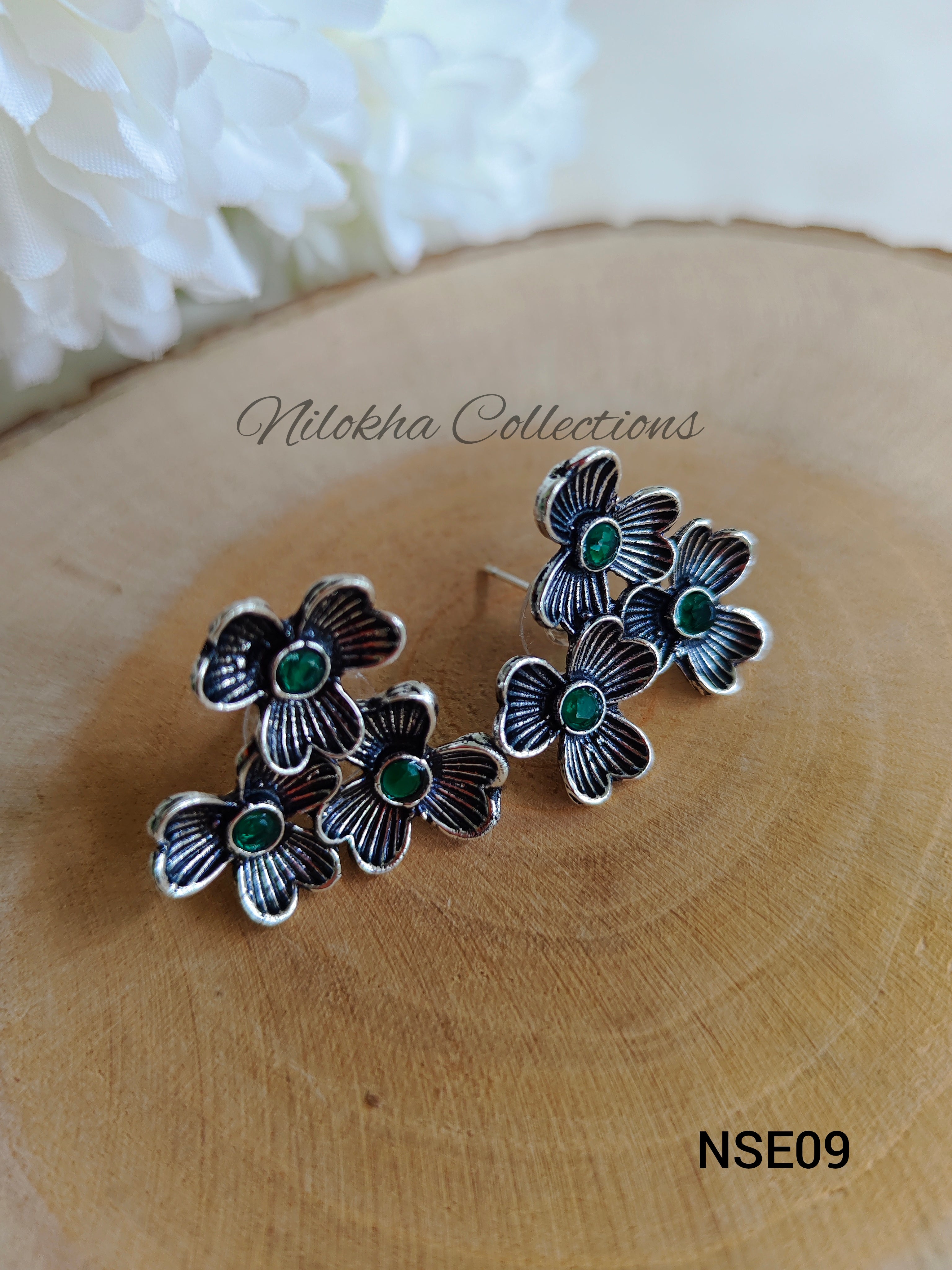 Floral stud earrings | NSE09