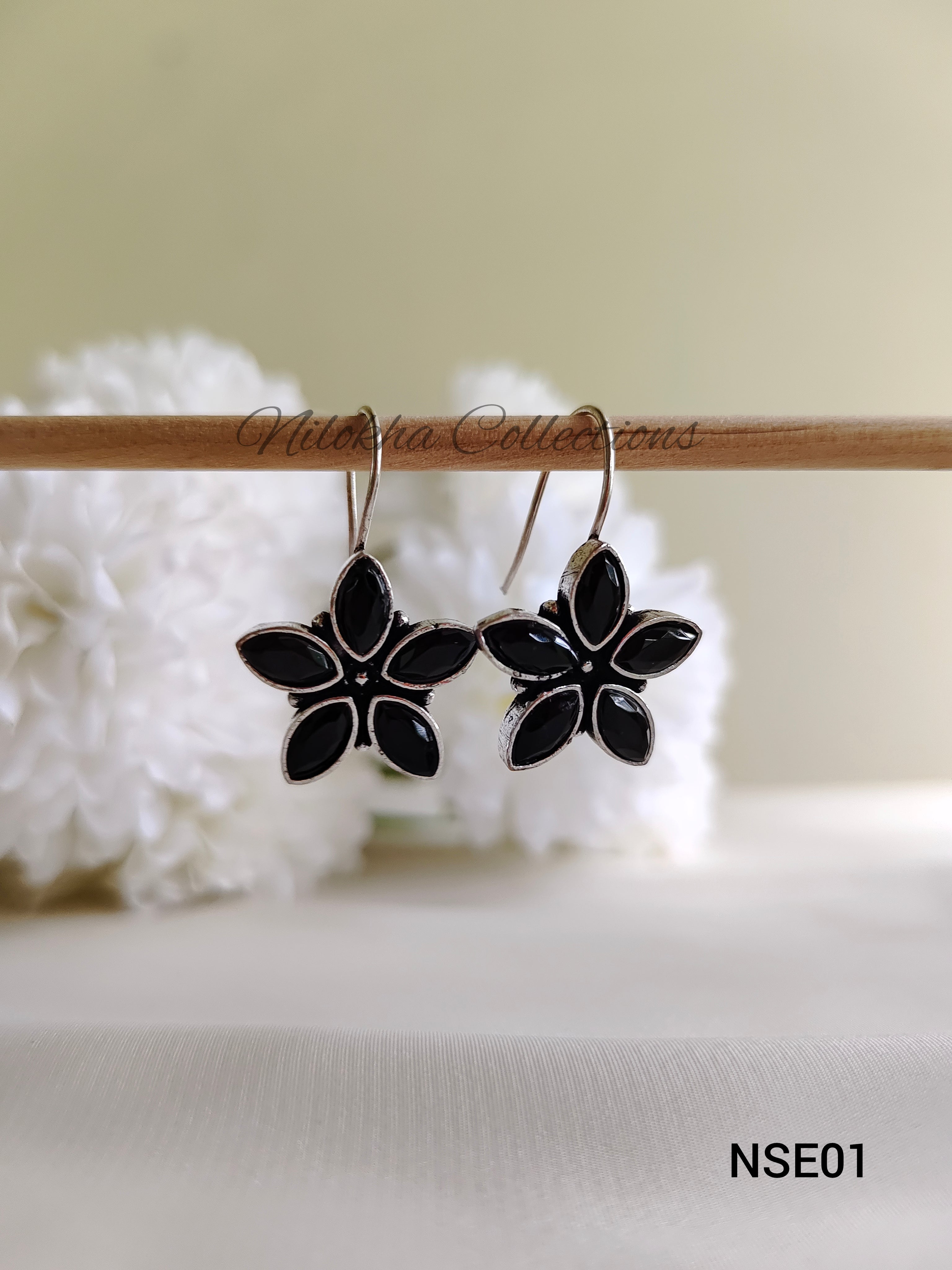 Floral drop earrings | NSE01