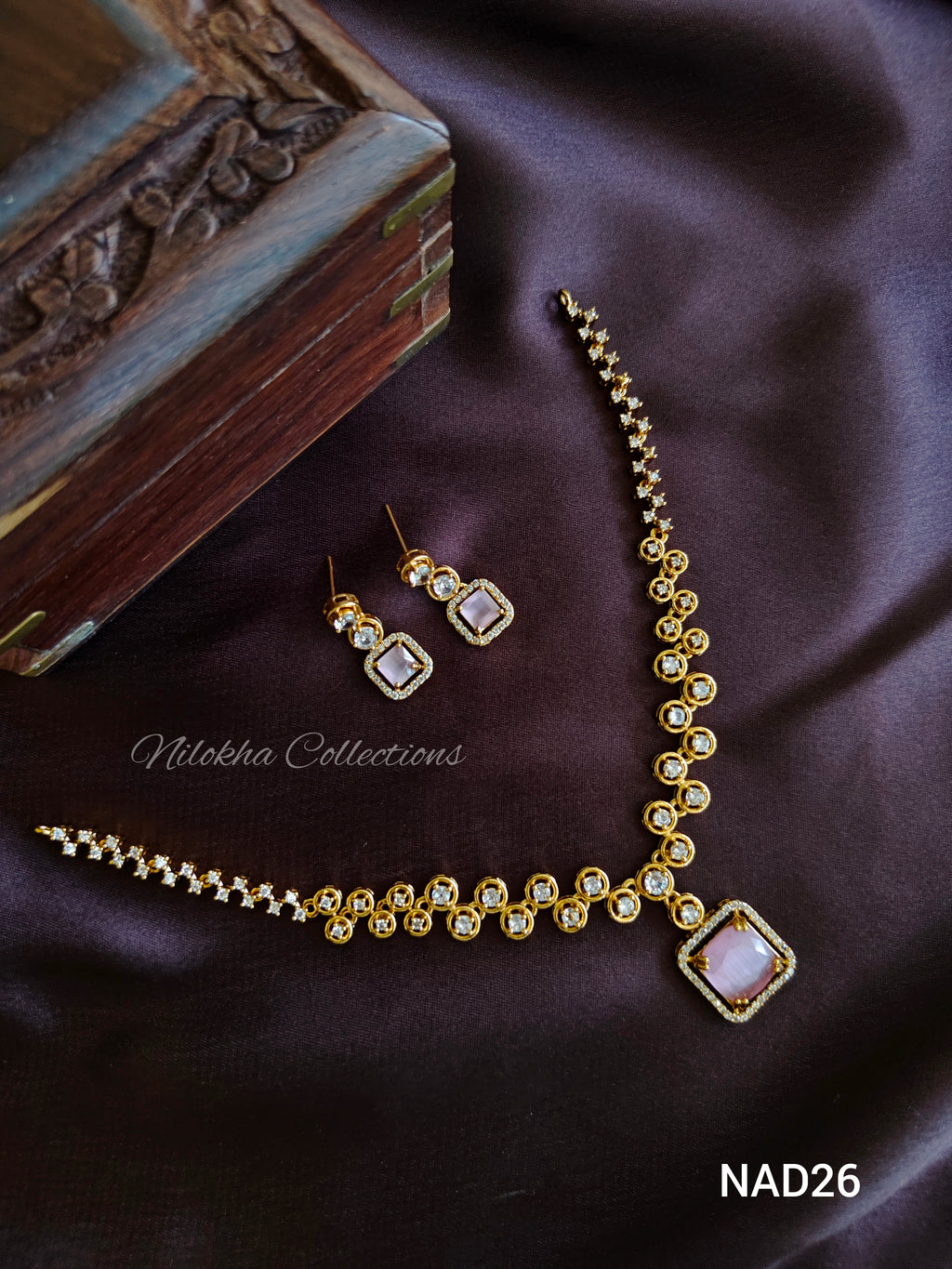 AD necklace with square pendant | NAD26