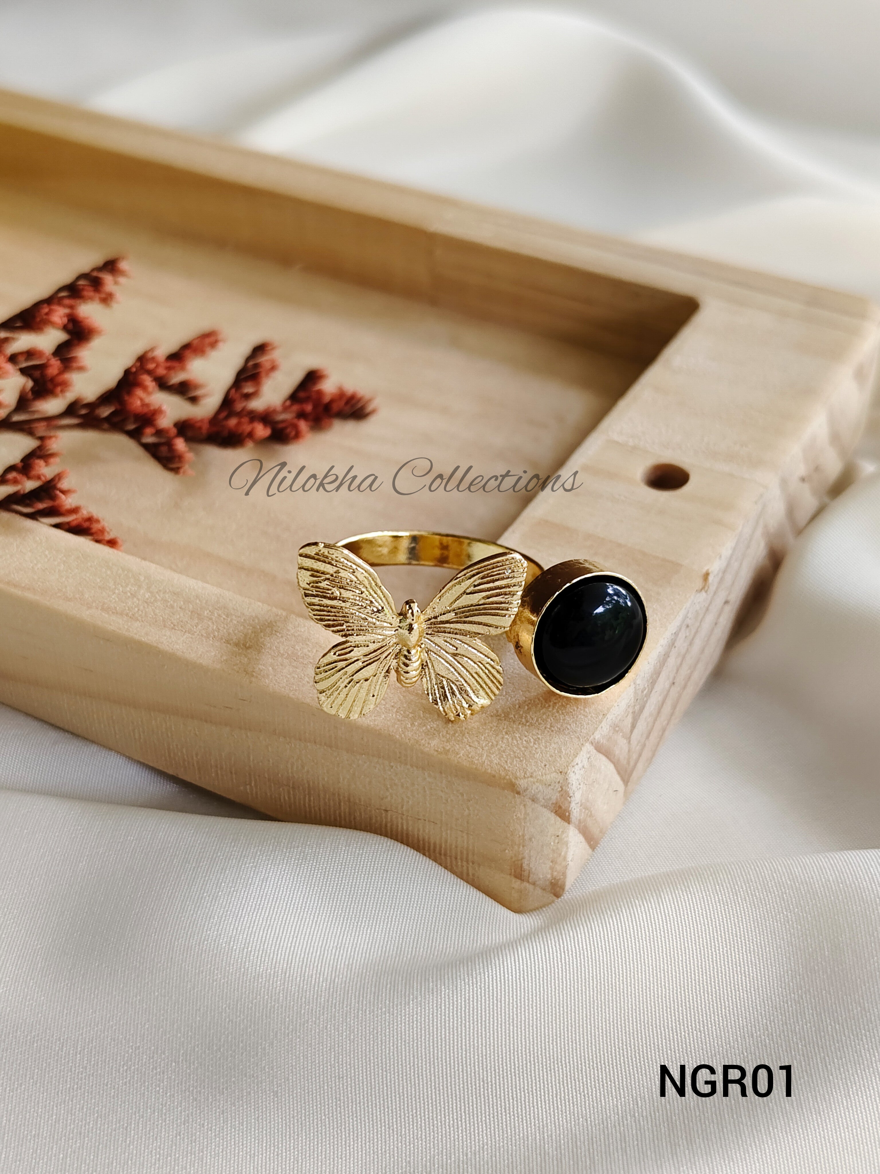 Black butterfly finger rings | NGR01