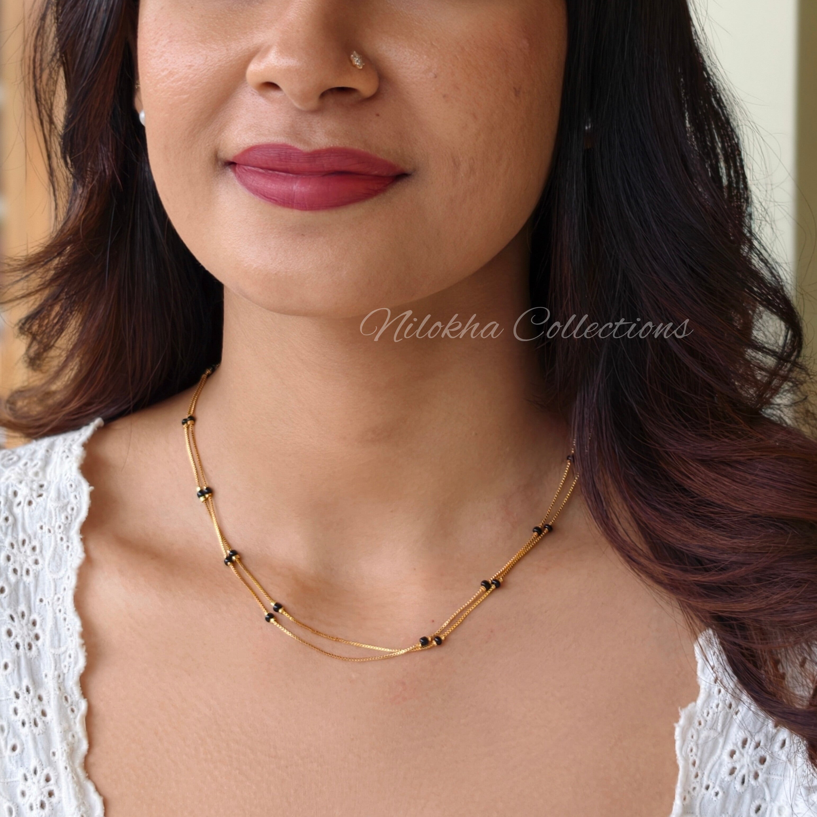 Gold look-alike 2 layer short chain with black beads | NAN310B