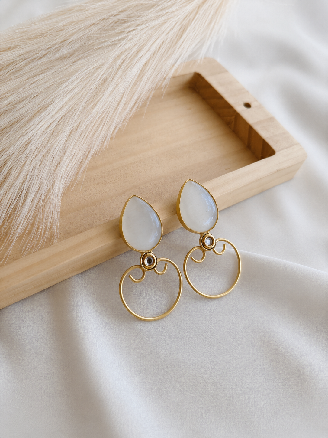 Monalisa earrings with kundan | NGE45
