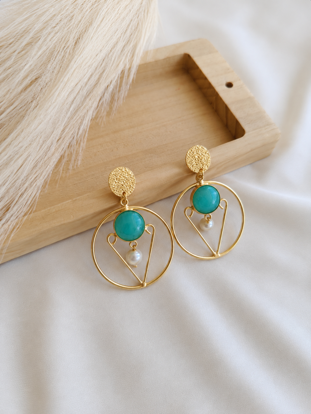 Monalisa circle hangings | NGE46