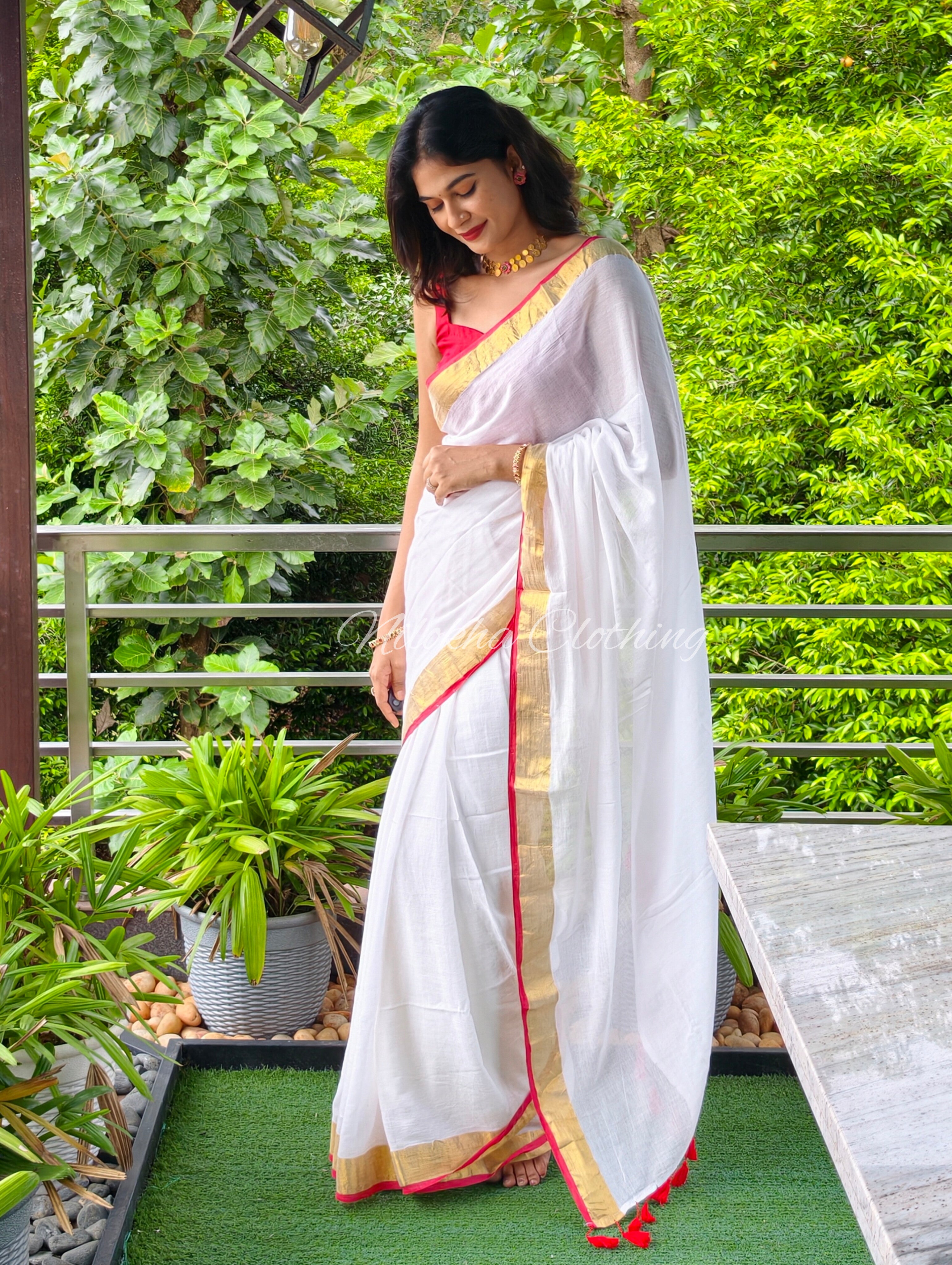 Plain mul cotton saree with border | NCO44
