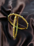 Golden bangle with pearls | NB29