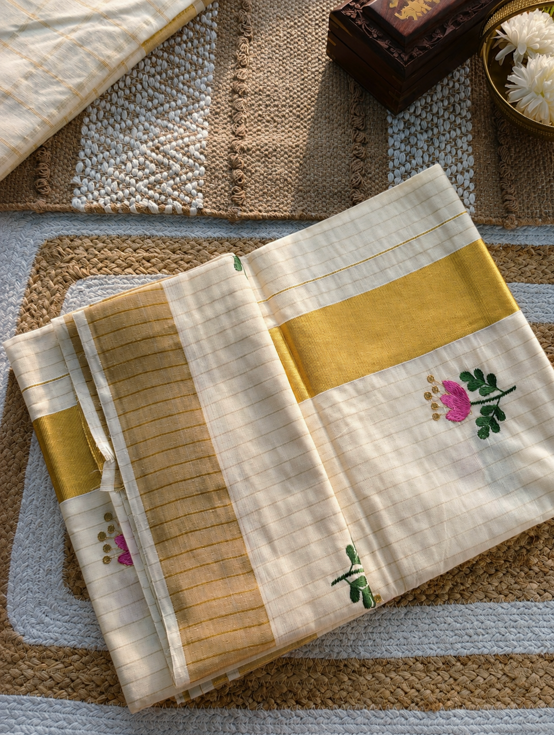 Embroidered kerala saree | NCO35