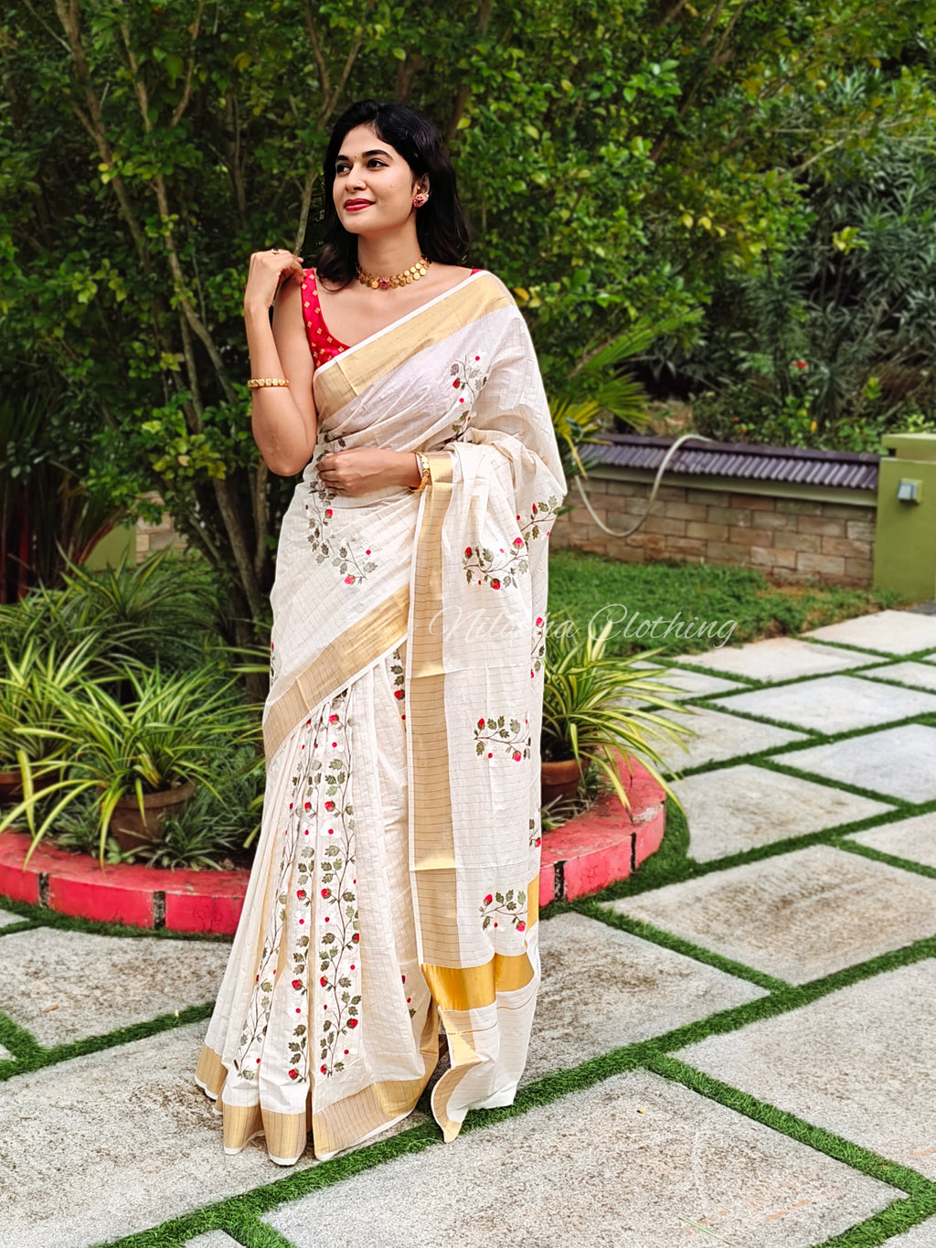 Embroidered floral kerala saree | NCO34